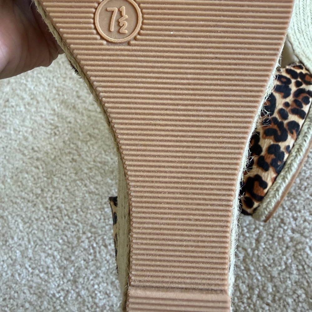 Nine West Leopard Print Ankle-Strap Espadrille Wedges Size 7.5 - Picture 6 of 8